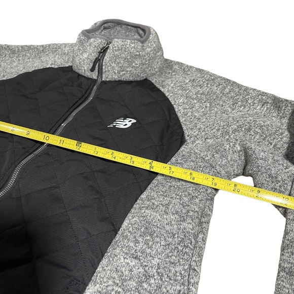 New Balance Men’s Diamond Quilted Zip Black Gray Sweater Fleece Jacket S Small - Picture 3 of 9